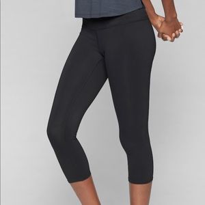 Athleta Sonar Capri